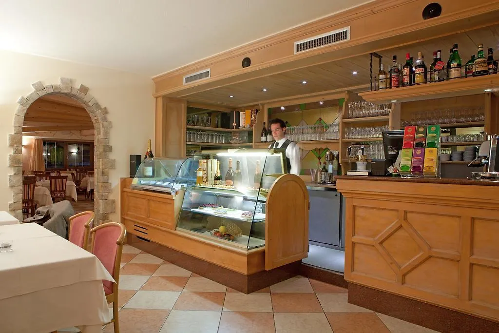 Hotel Angelica Livigno 3*,