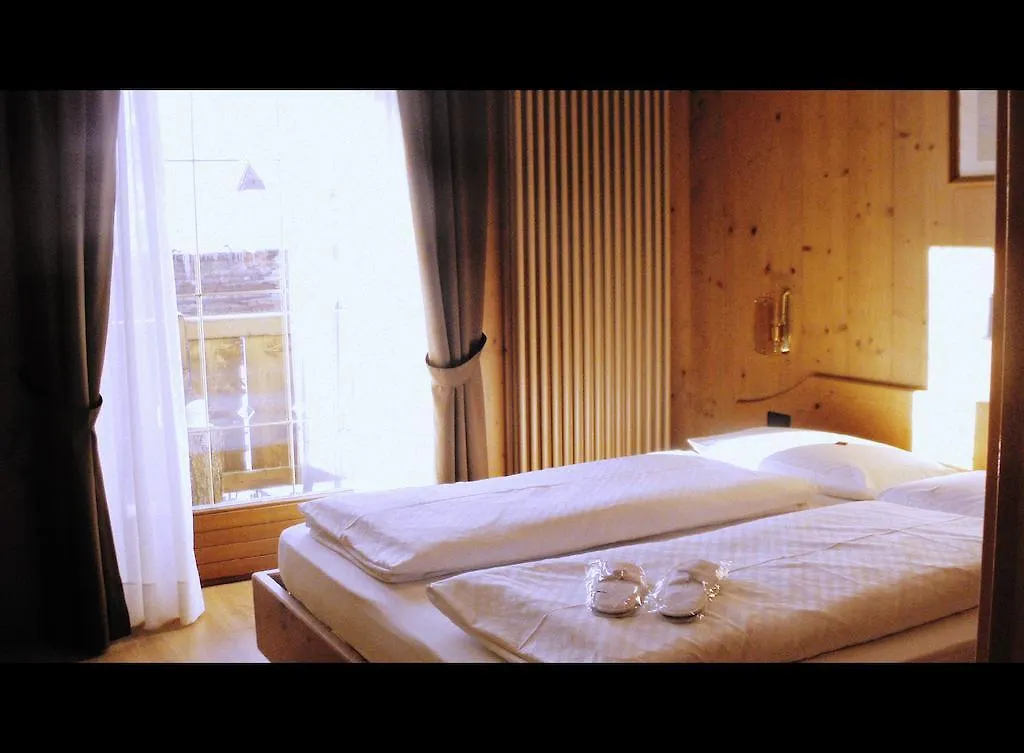 ***  Hotel Angelica Ливиньо Италия