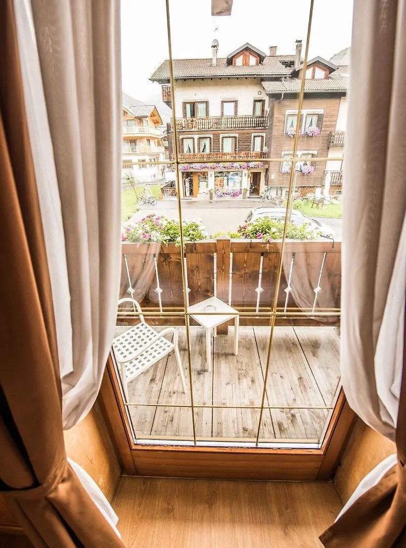Hotel Angelica Livigno 3*,  İtalya