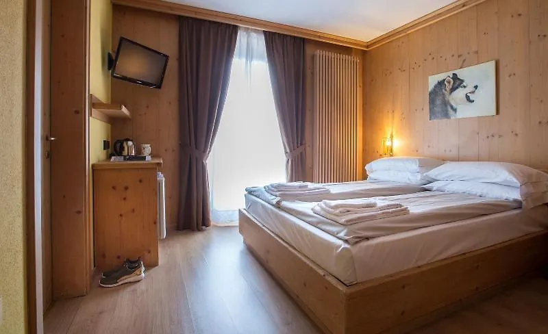 Hotel Angelica Livigno 3*,